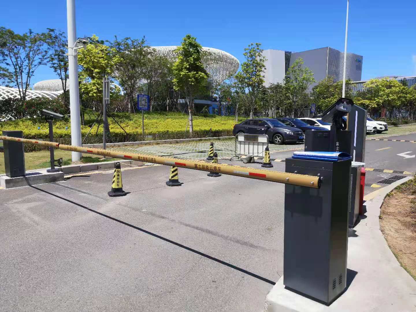 地面車行道閘3.jpg